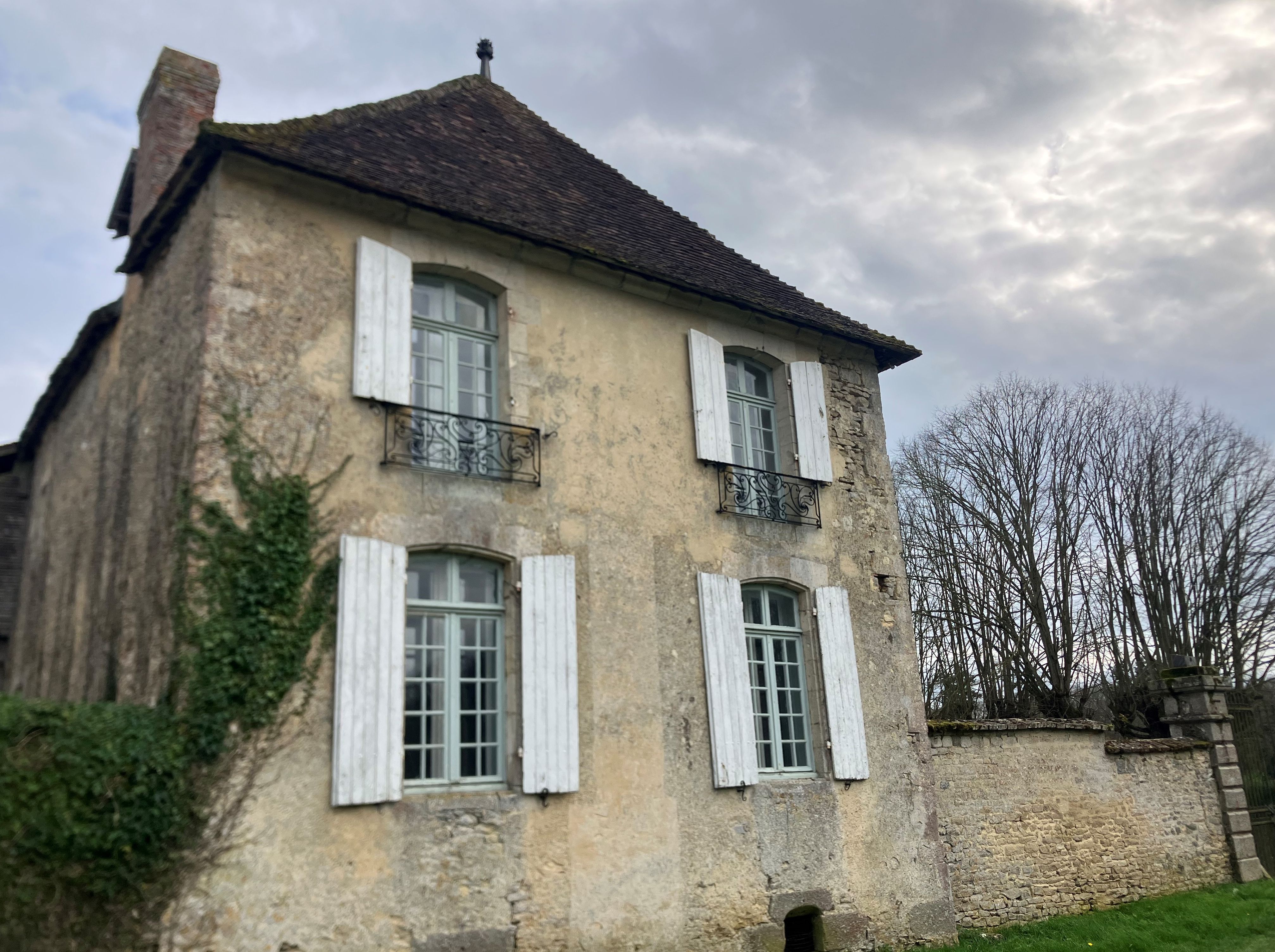 Alençon, à 7 km, maison à la campagne...