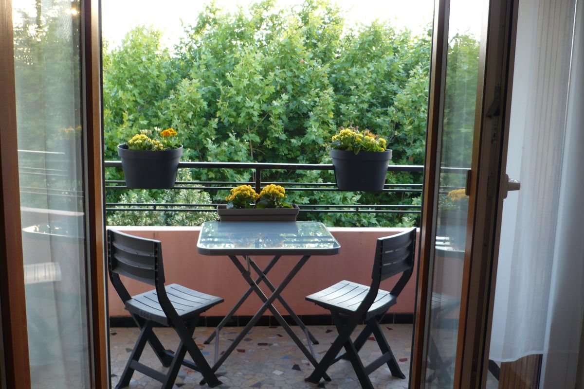 2 pièces 61 M2           Saint Raphael - Quartier les Arènes