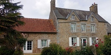 La Rochelle Normanche, à v. belle maison...