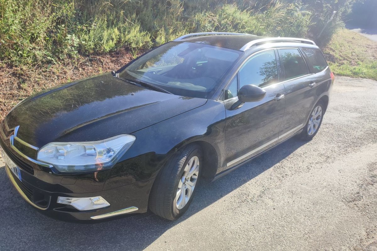 Photo 2 C5 break Tourer 2l HDI Exclusive 140 CV - 2000€
