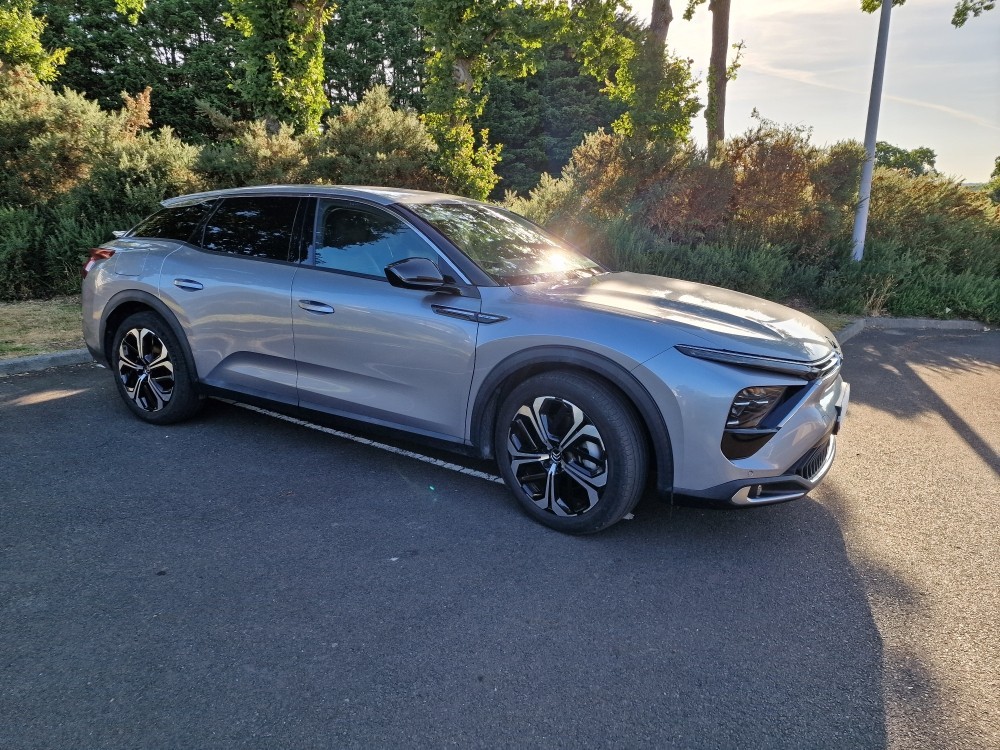 C5 X, hybride