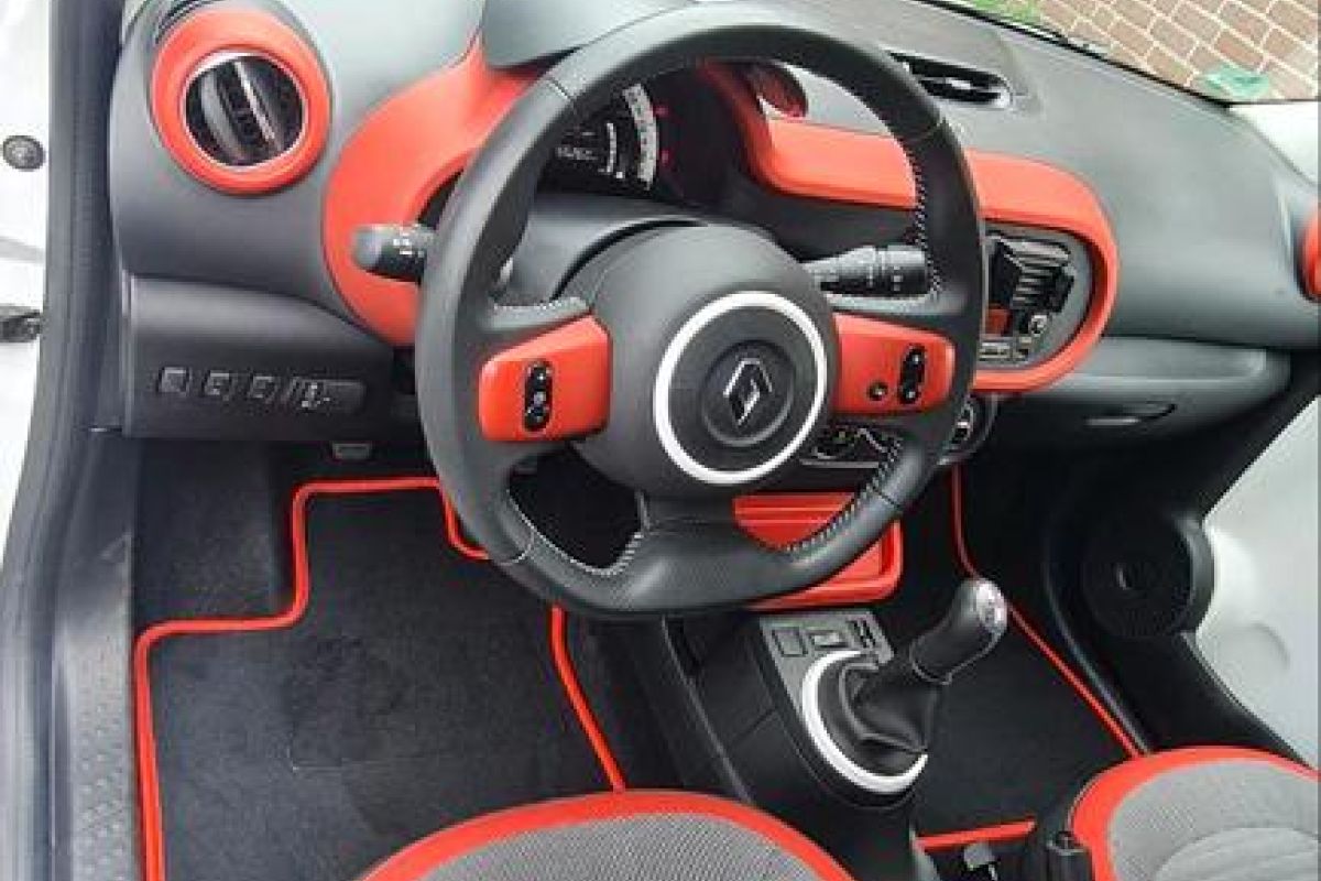 Photo 3 Renault Twingo III 1.0 SCe 70 Zen