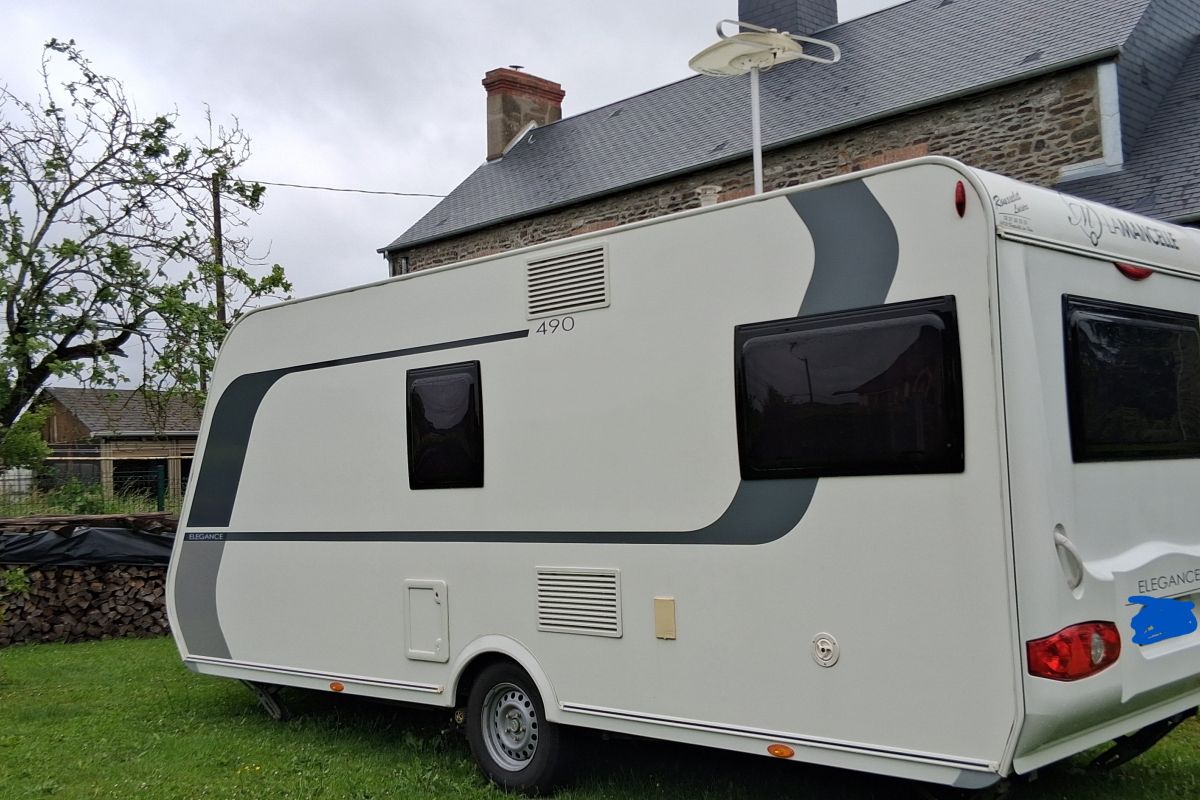 Photo 2 vend caravane LA MANCELLE 490 ELEGANCE