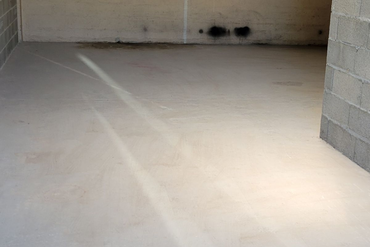 Photo 2 Garage entrepôt 52 m2 à vendre VILLENEUVE SUR LOT, 3 places, idéal camping-car