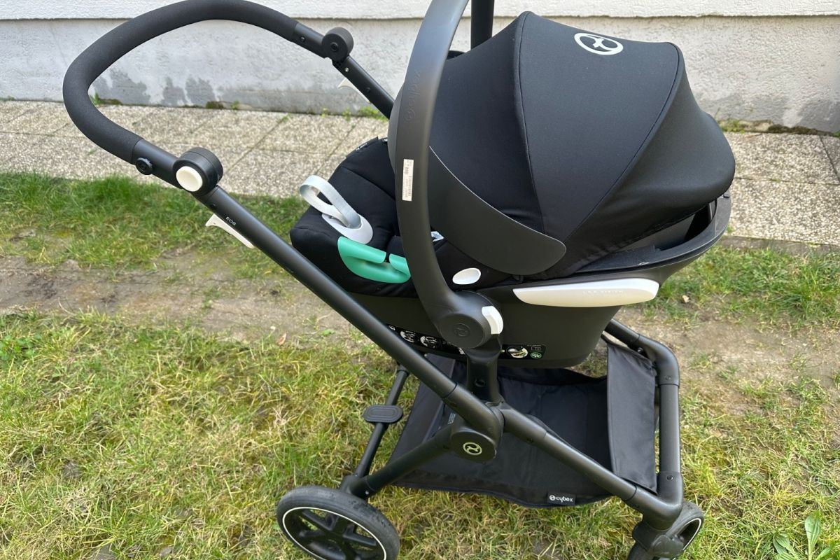 Poussette  Cybex 3 en 1 complète 