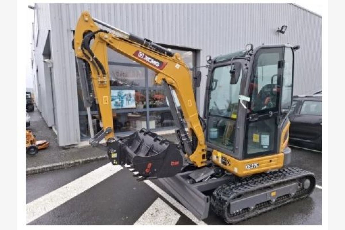 Mini pelle XCMG XE 27 E