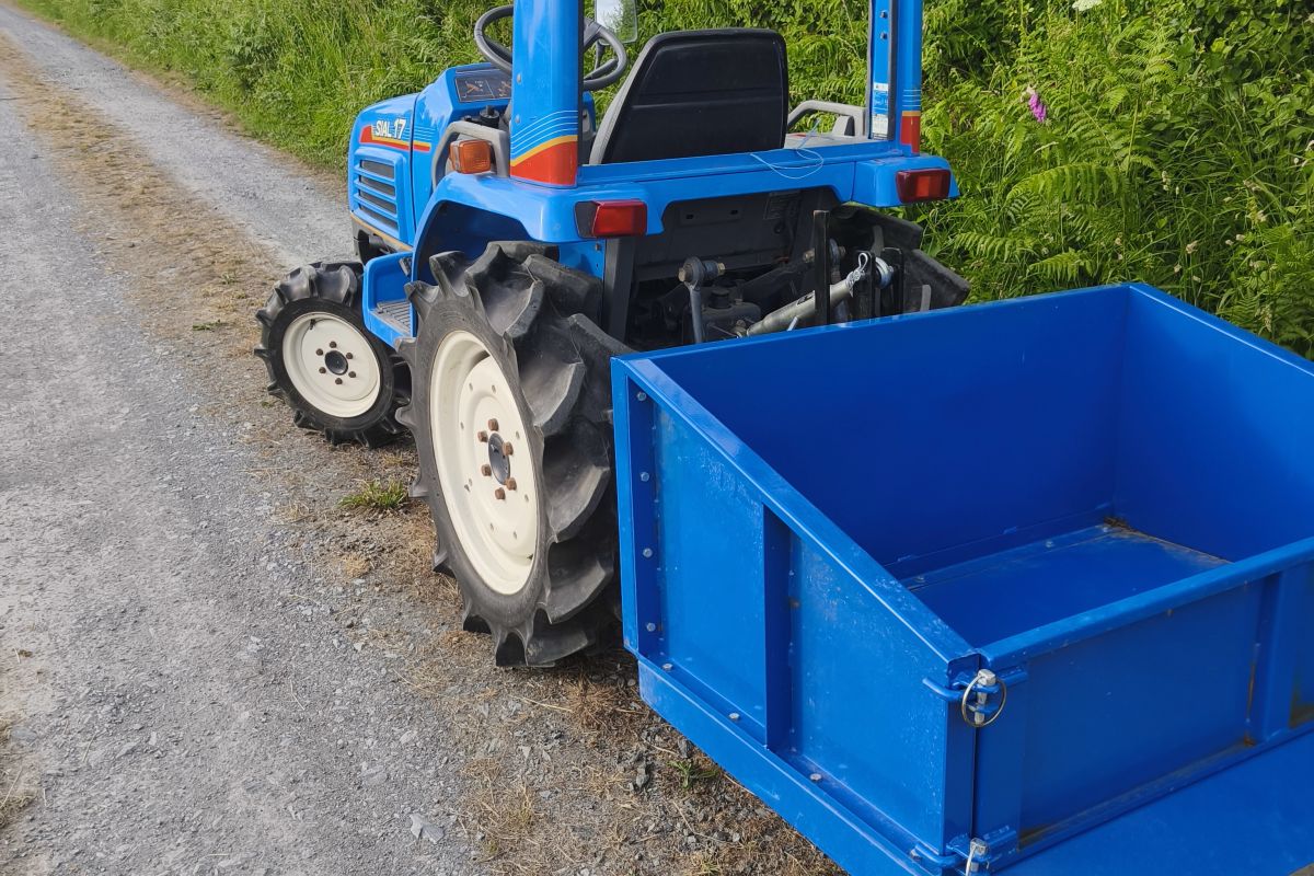 Photo 2 Micro tracteur Iseki 17cv 4x4