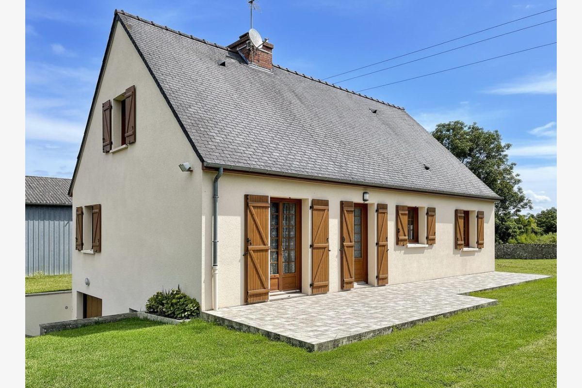 exclu., vds maison de 102 m2, proche littoral, pl.p., lumin.