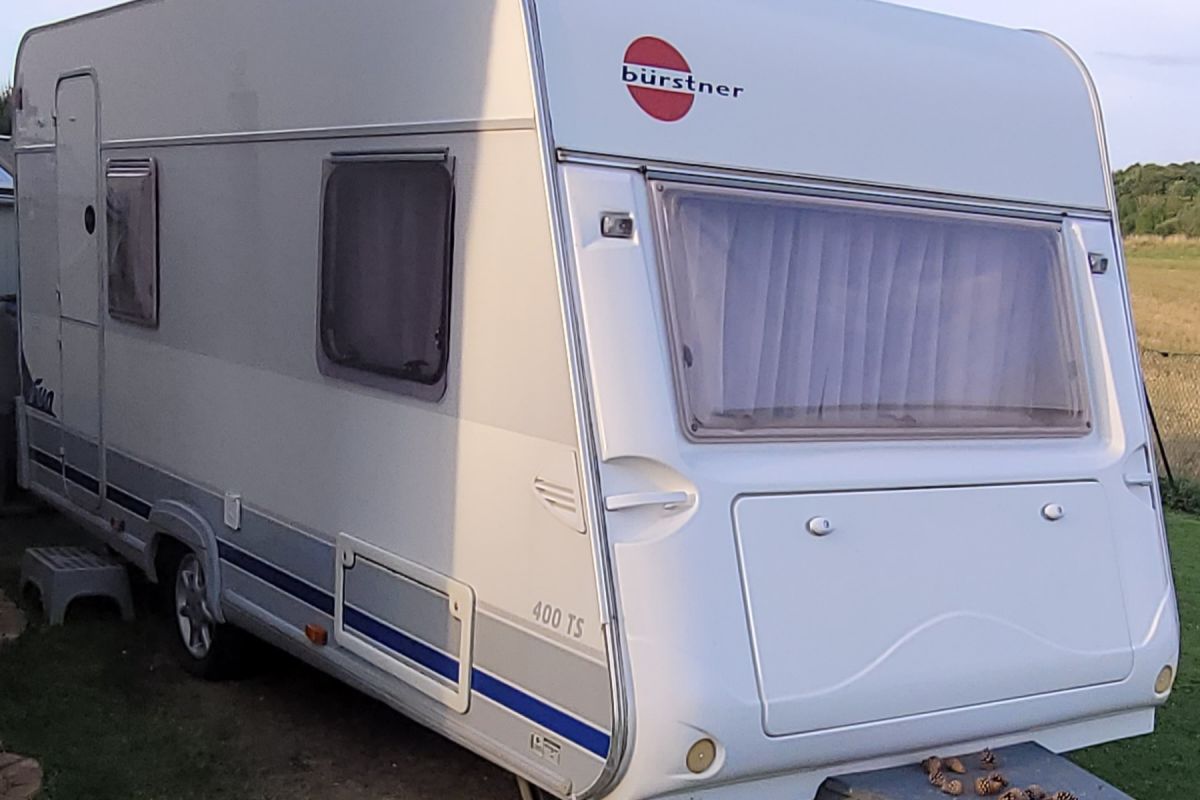Photo 2 Caravane Bürstner 400ts 