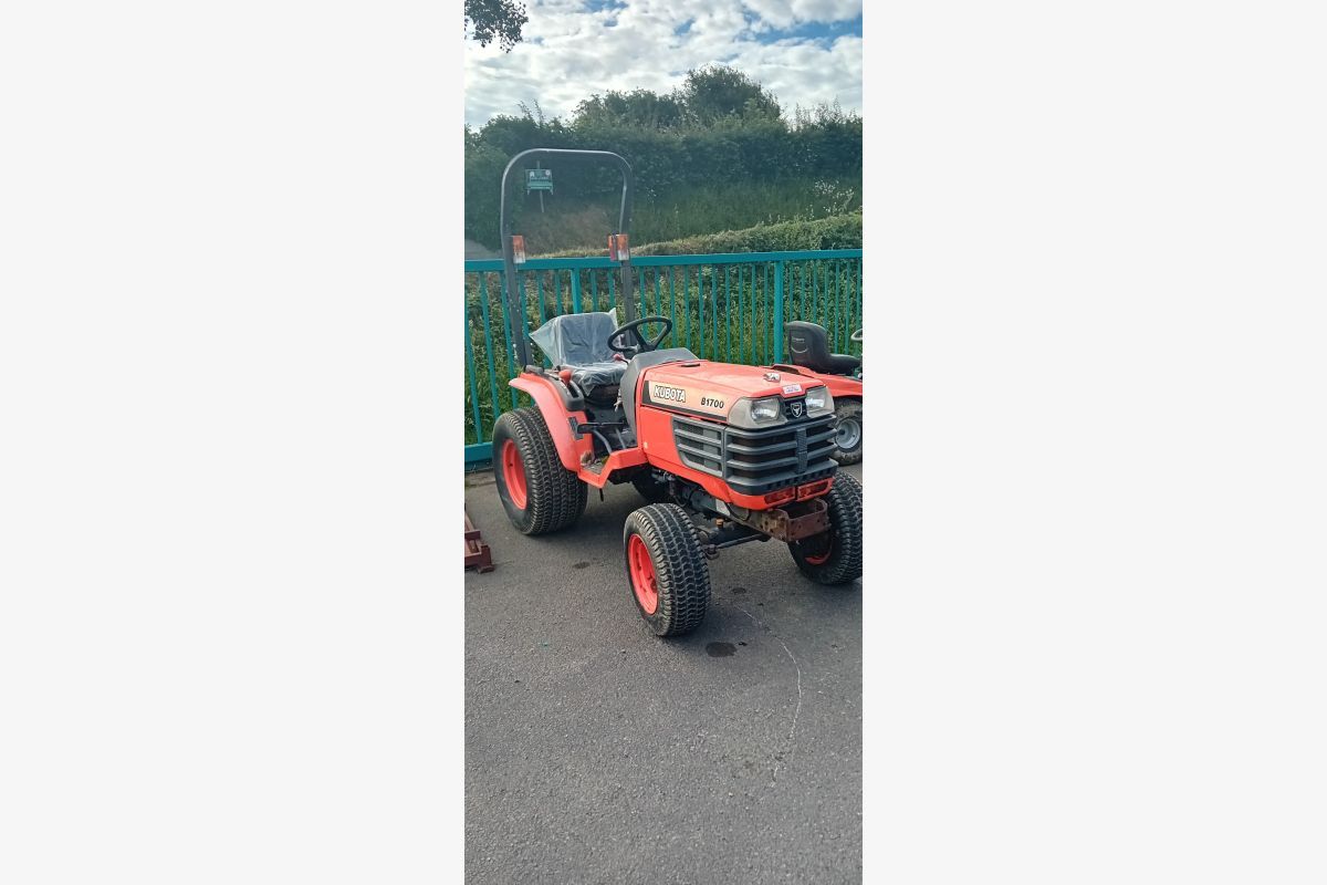 Tracteur Kubota B1700