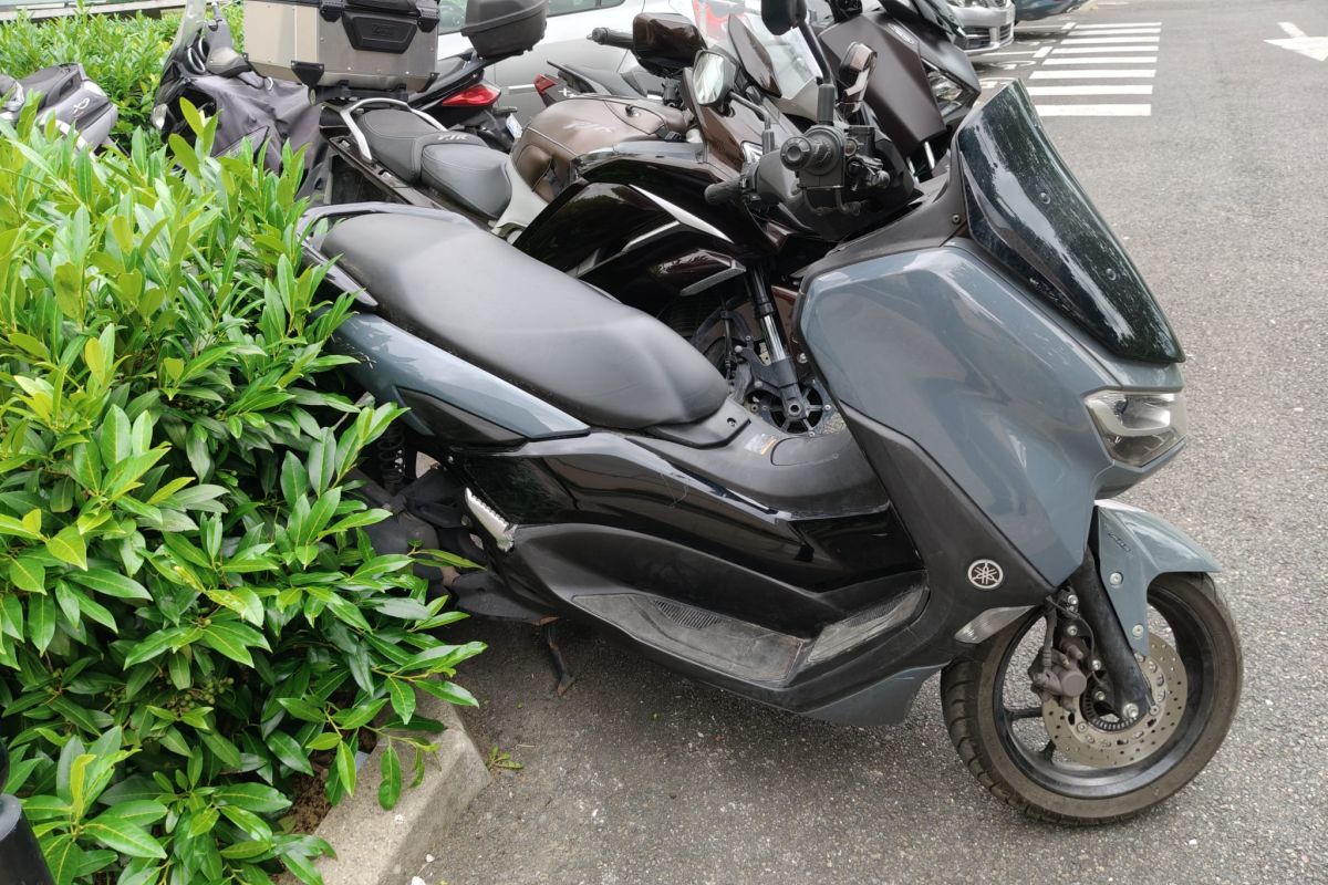 Photo 2 Scooter 125