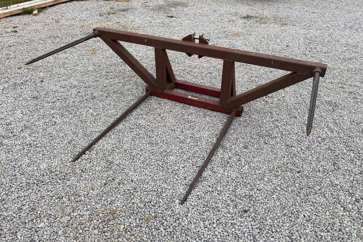 Photo 3 Tracteur IH 644 international