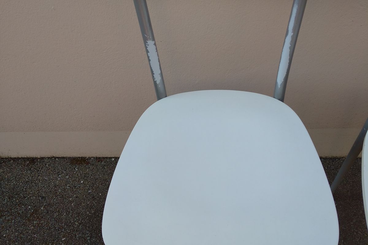 Photo 2 4 chaises de cuisine