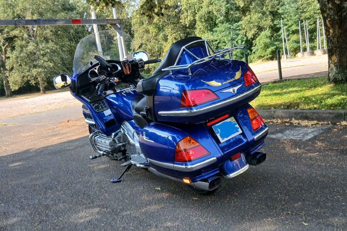 Photo 2 Goldwing 1800