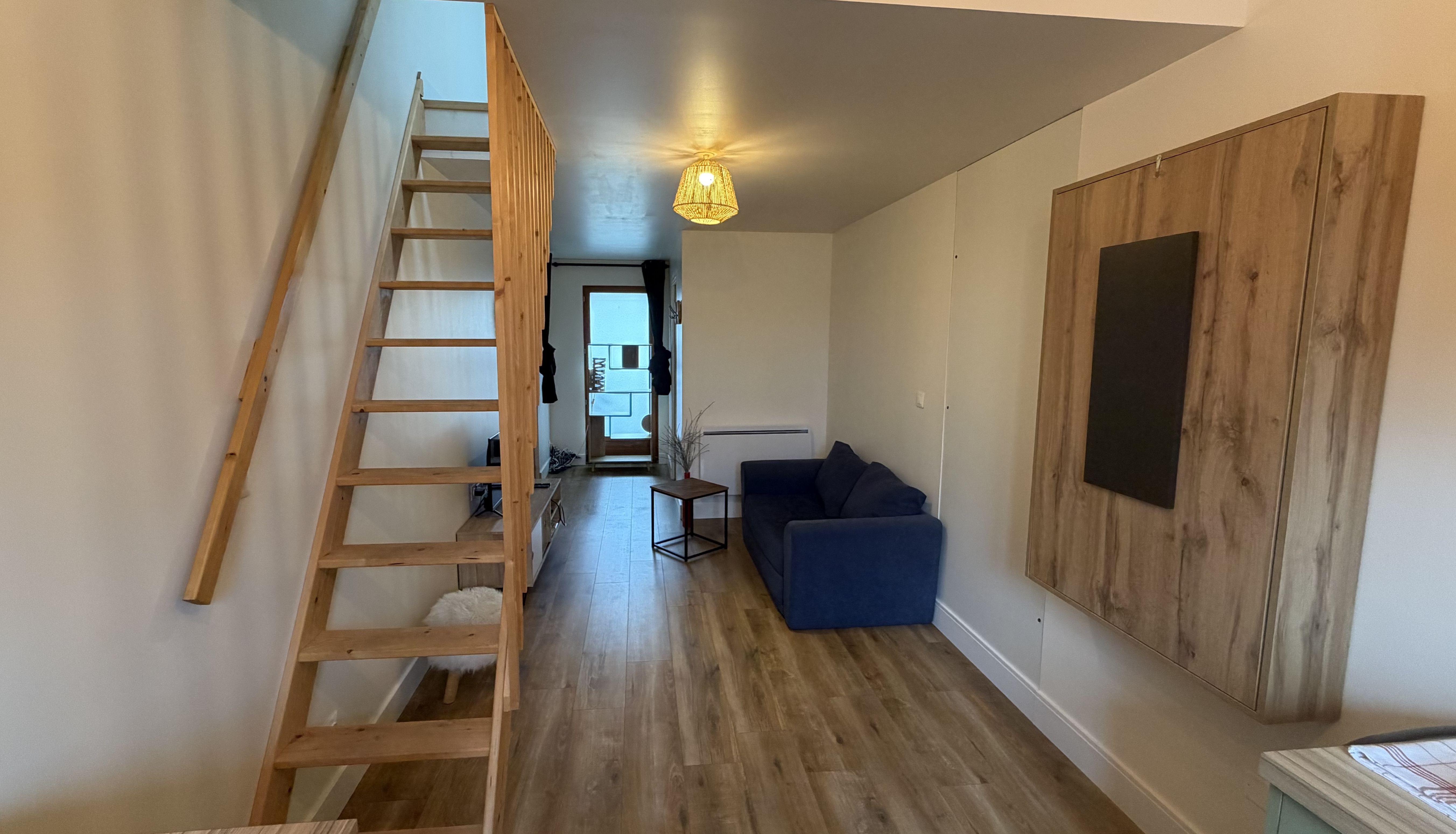 Photo 2 à louer logement meublé