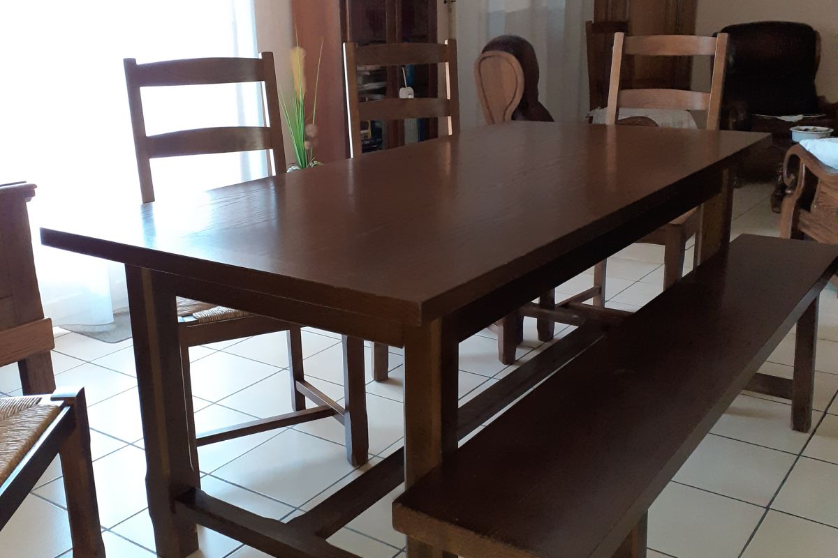 Photo 2 Buffet + table + chaises + banc