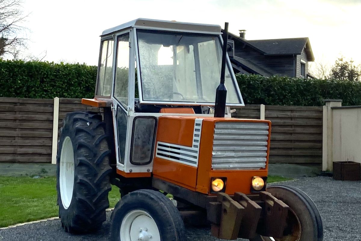 Photo 3 Tracteur FIAT Someca 780, restauré