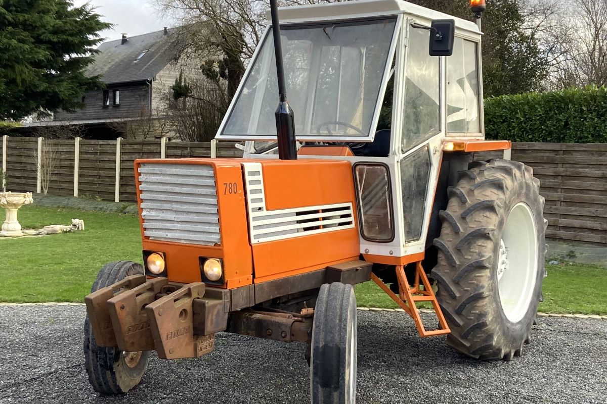 Tracteur FIAT Someca 780, restauré
