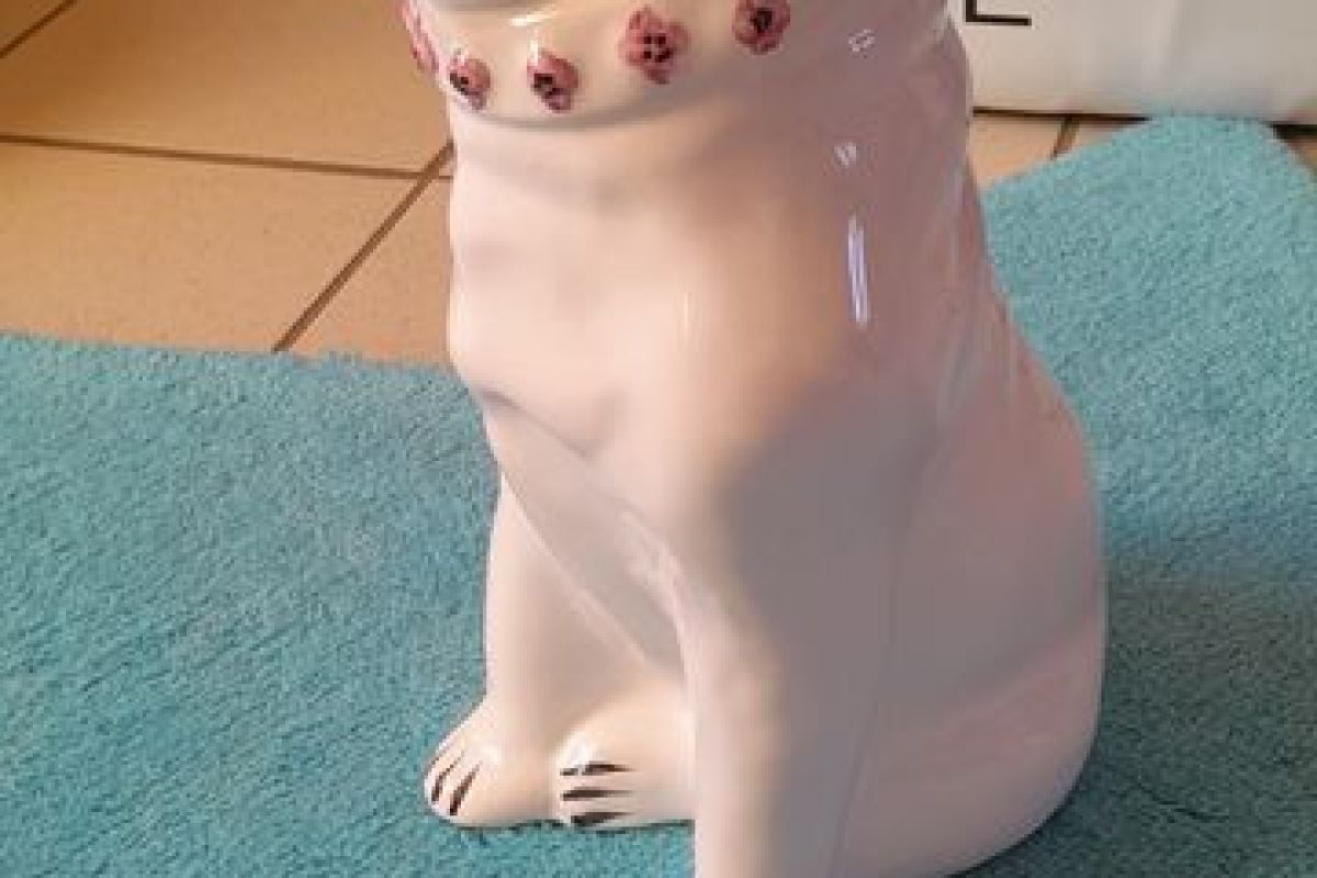 Photo 2 Statue Bouledogue Français Céramique Blanc Collier Rose