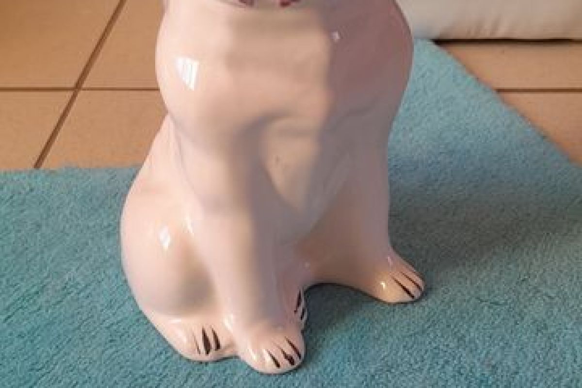 Statue Bouledogue Français Céramique Blanc Collier Rose