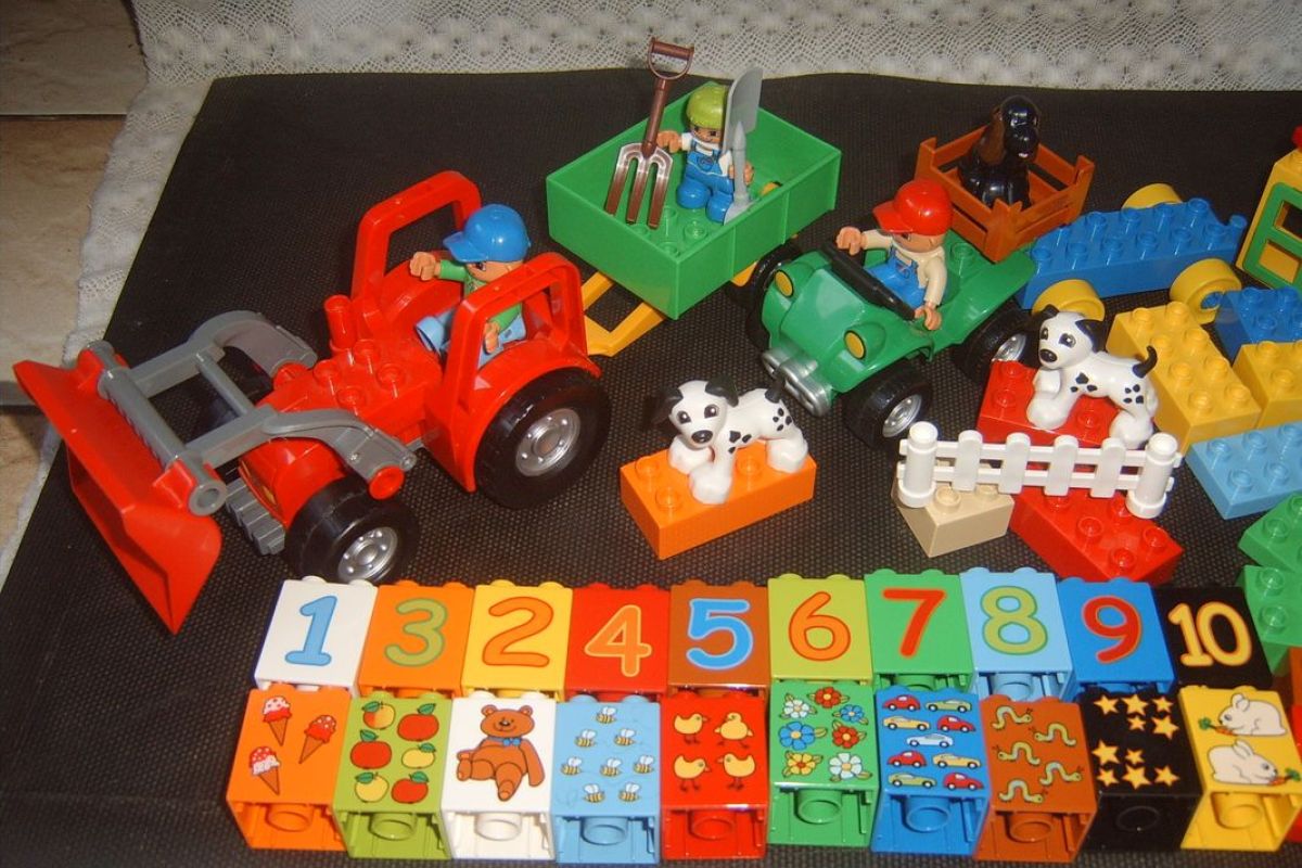 Photo 2  Lego 1 2 3 : tracteur + quad + chiffres illustrés