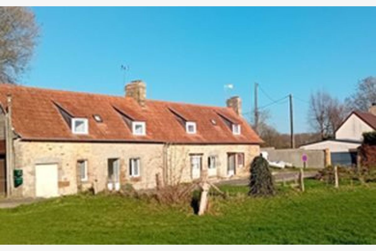 Le Parc, Plomb, à v. longère...