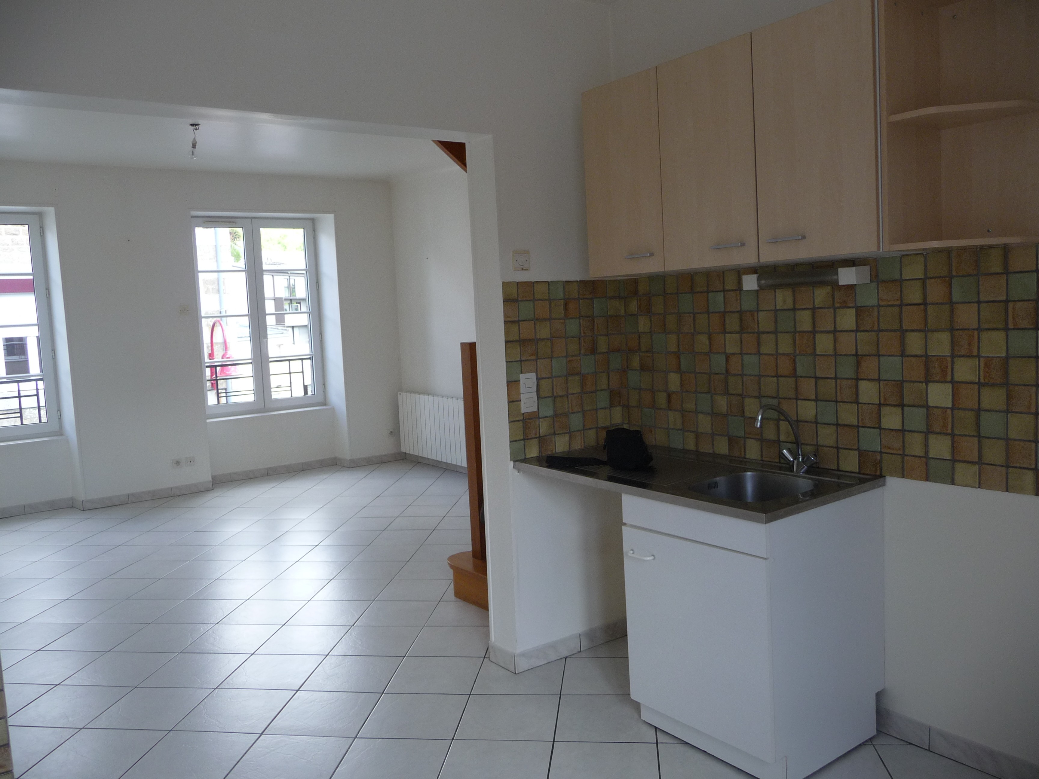 Photo 3 Villedieu-les-Poêles, à louer appt duplex F3...