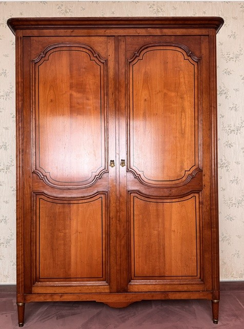 Petite armoire Louis XVI