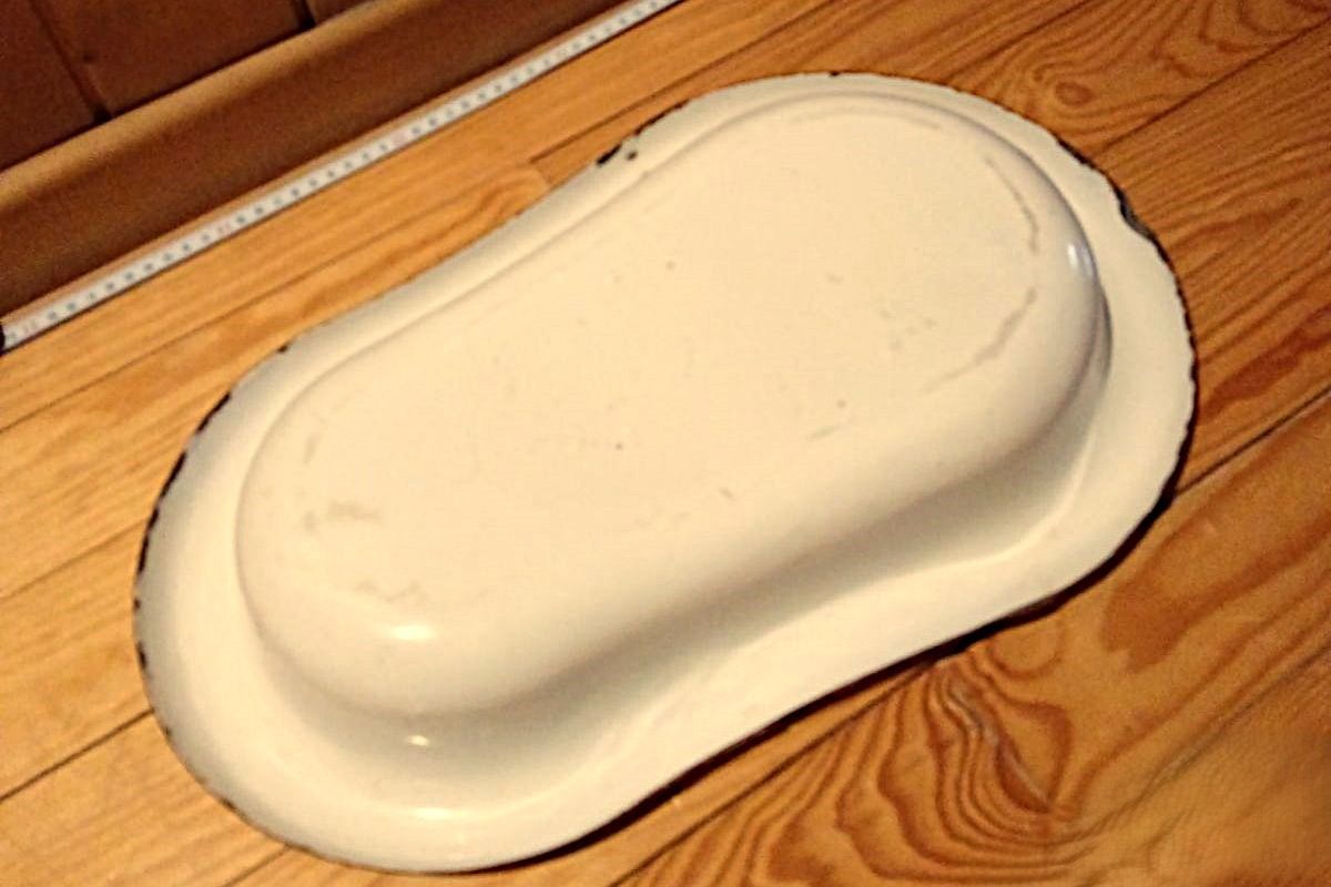 Photo 2 Ancien bidet en tôle émaillée pour jardinière originale
