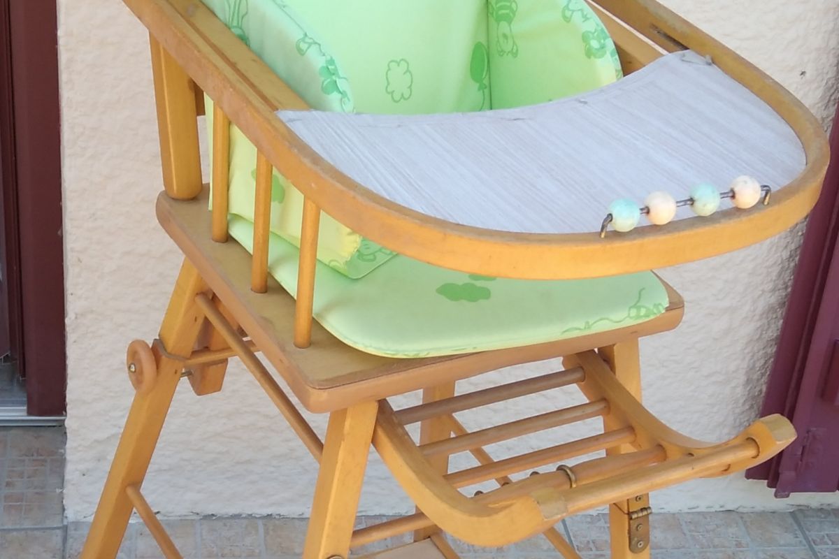 Chaise haute lit pliant