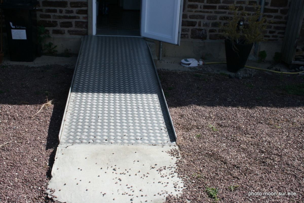 Rampe pour accès fauteuil en aluminium