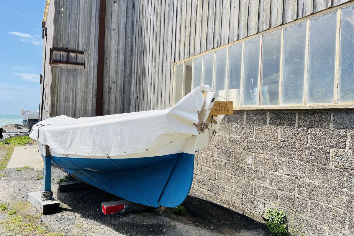 Vends canot à voile Olonnois