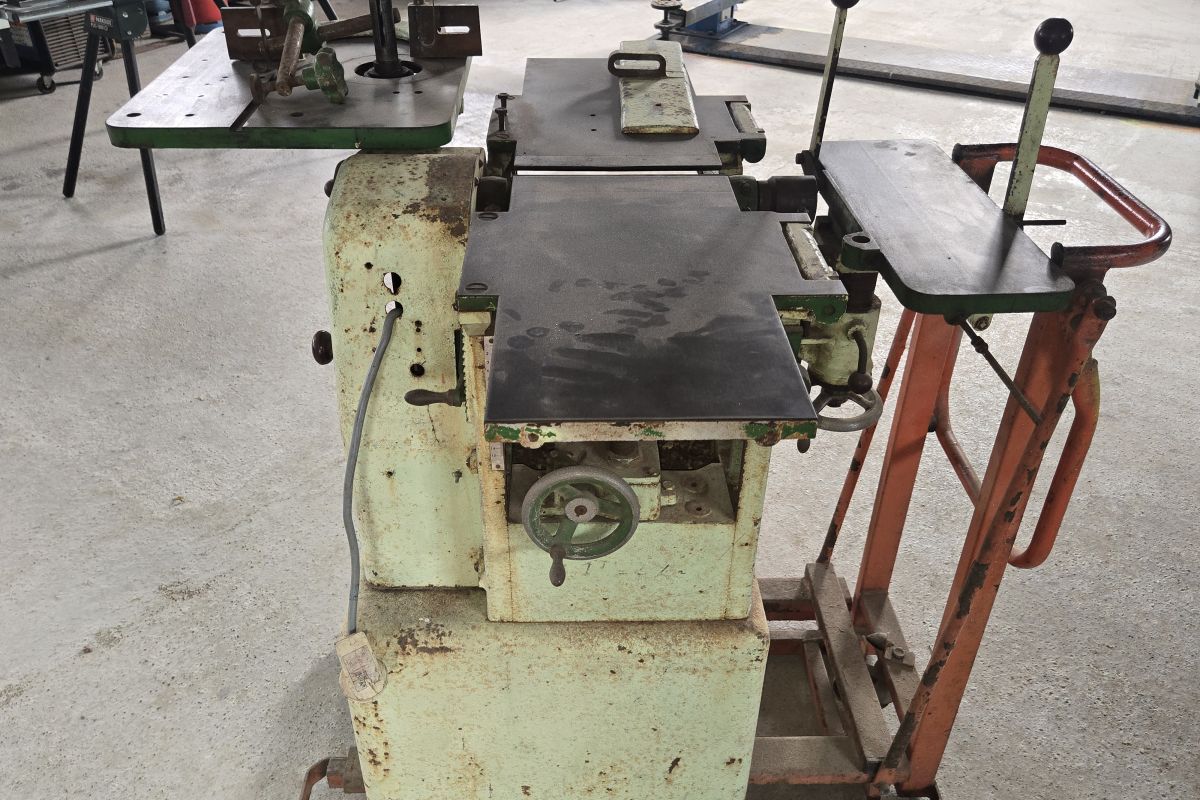 Photo 3 Machines à bois