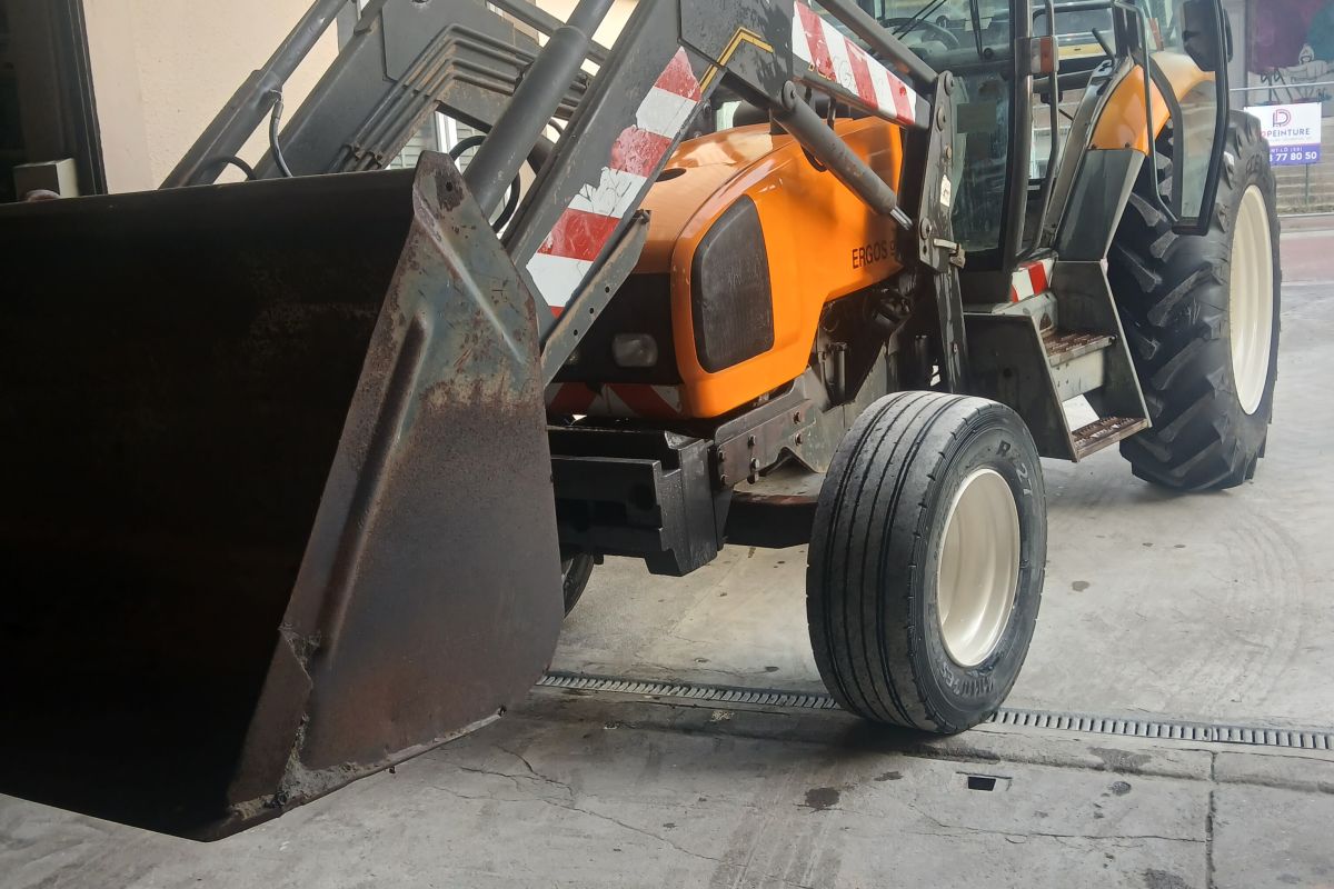 Tracteur Renault 