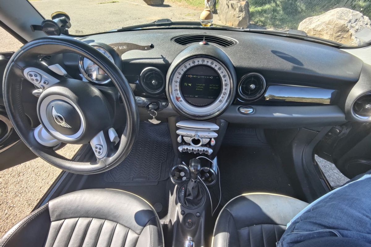Photo 3 Mini Cooper S 1.6i Génération 2 R56 174CV Automatique 6 rapports