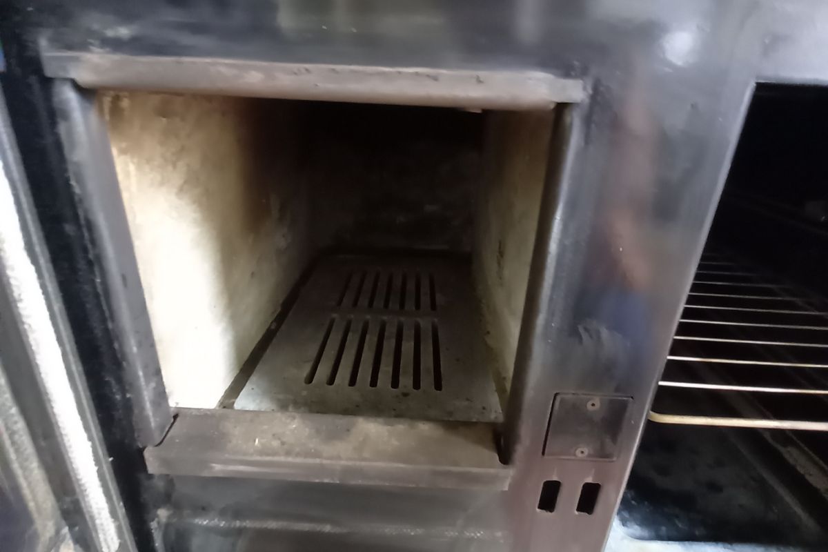 Photo 2 A vendre cuisinière à bois 