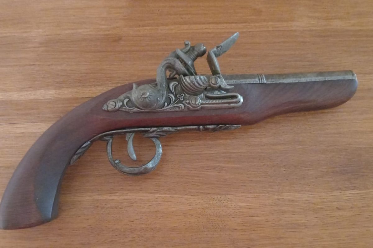 Pistolets décoratifs 