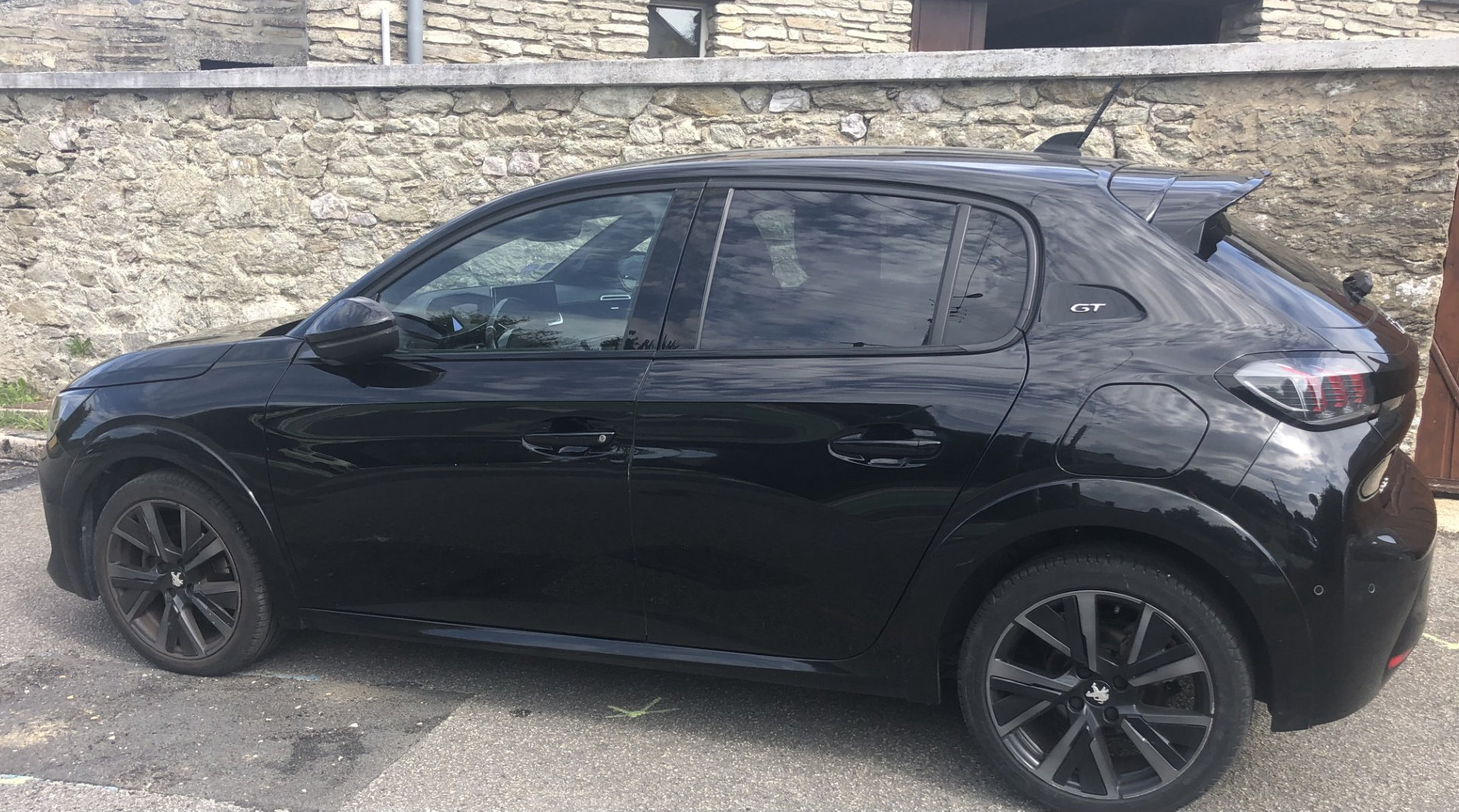 208 GT