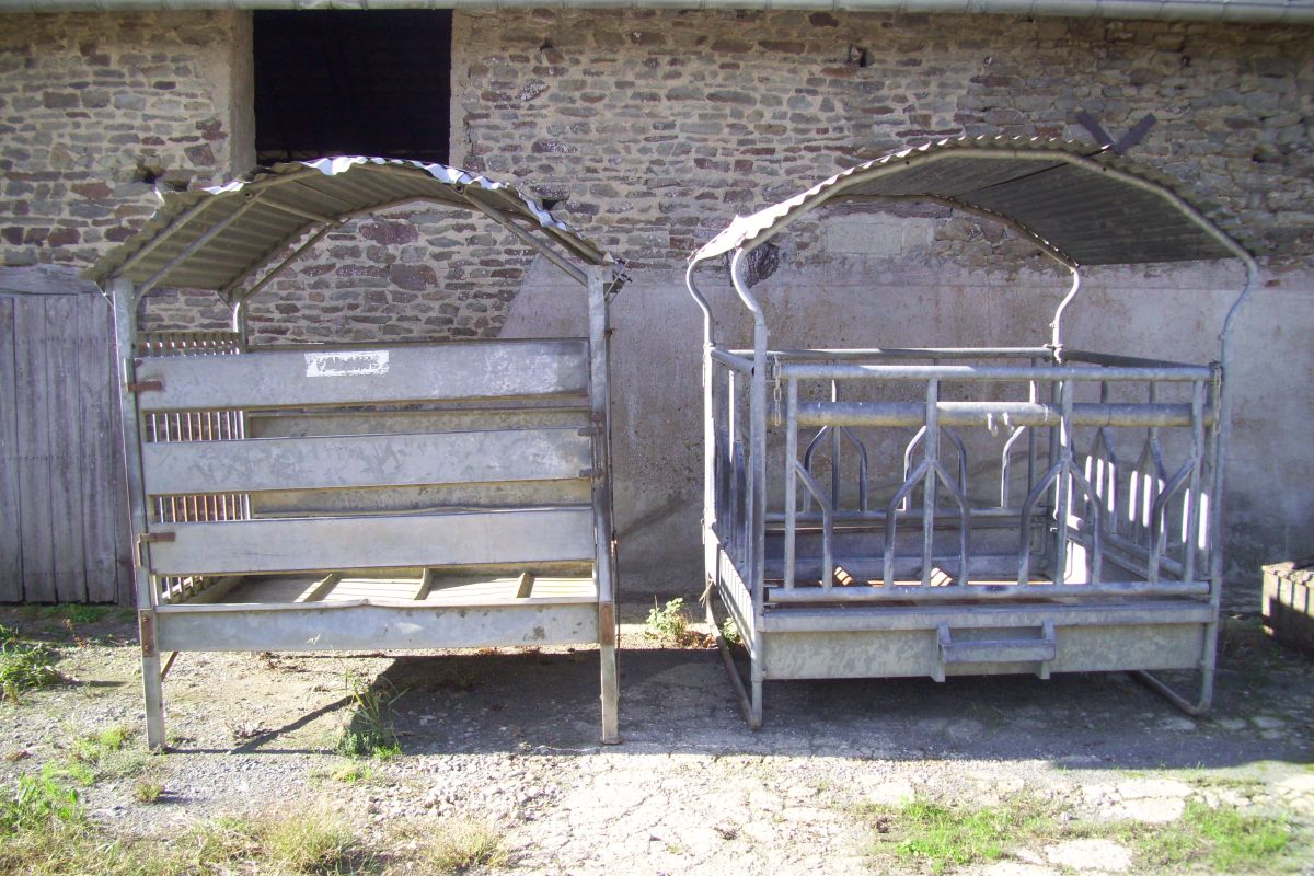 a vendre rateliers foin