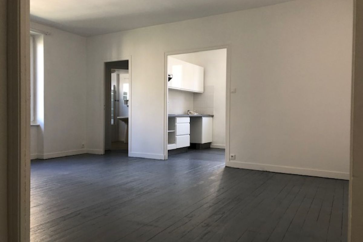 Photo 2 Appartement F3 centre Avranches