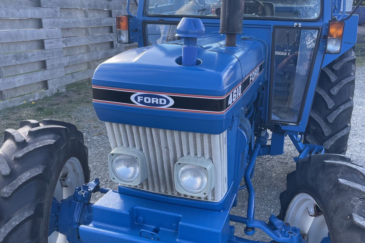 Photo 2 Tracteur FORD 4610
