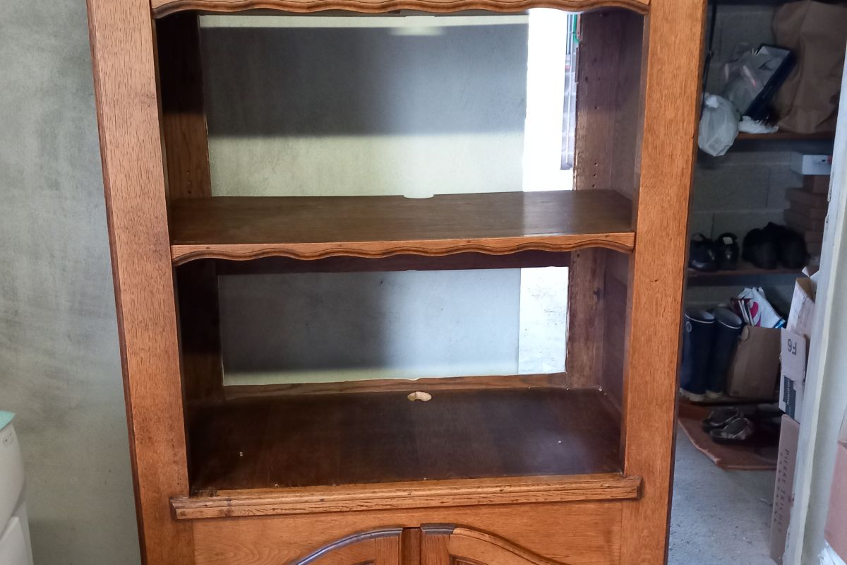 Meuble de rangement chêne, bon état