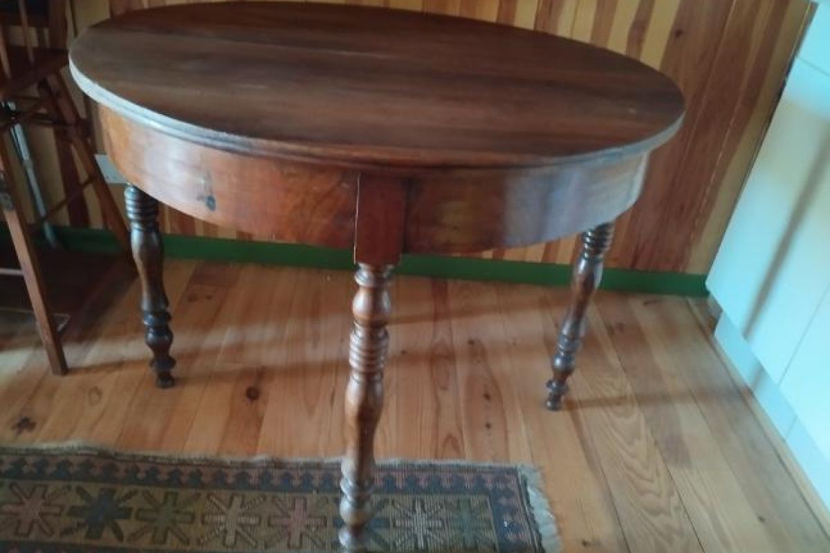 Photo 2 Table demi-lune