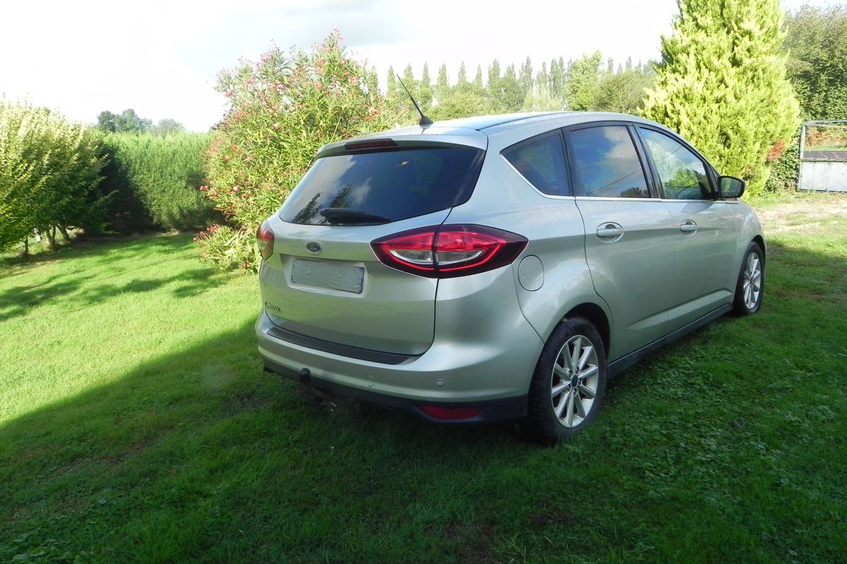 Photo 2 A vendre Ford C Max 