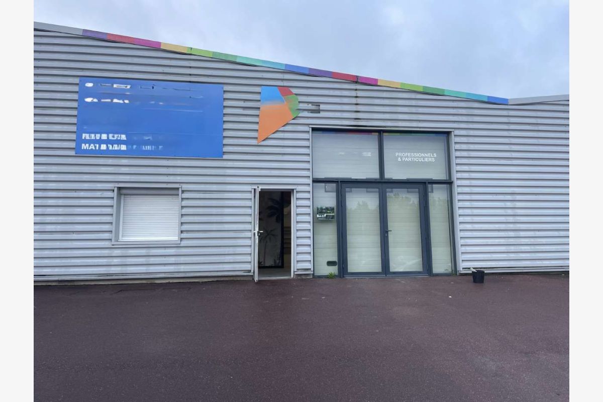 ZI Château de la Mare, à louer local commercial ou artisana