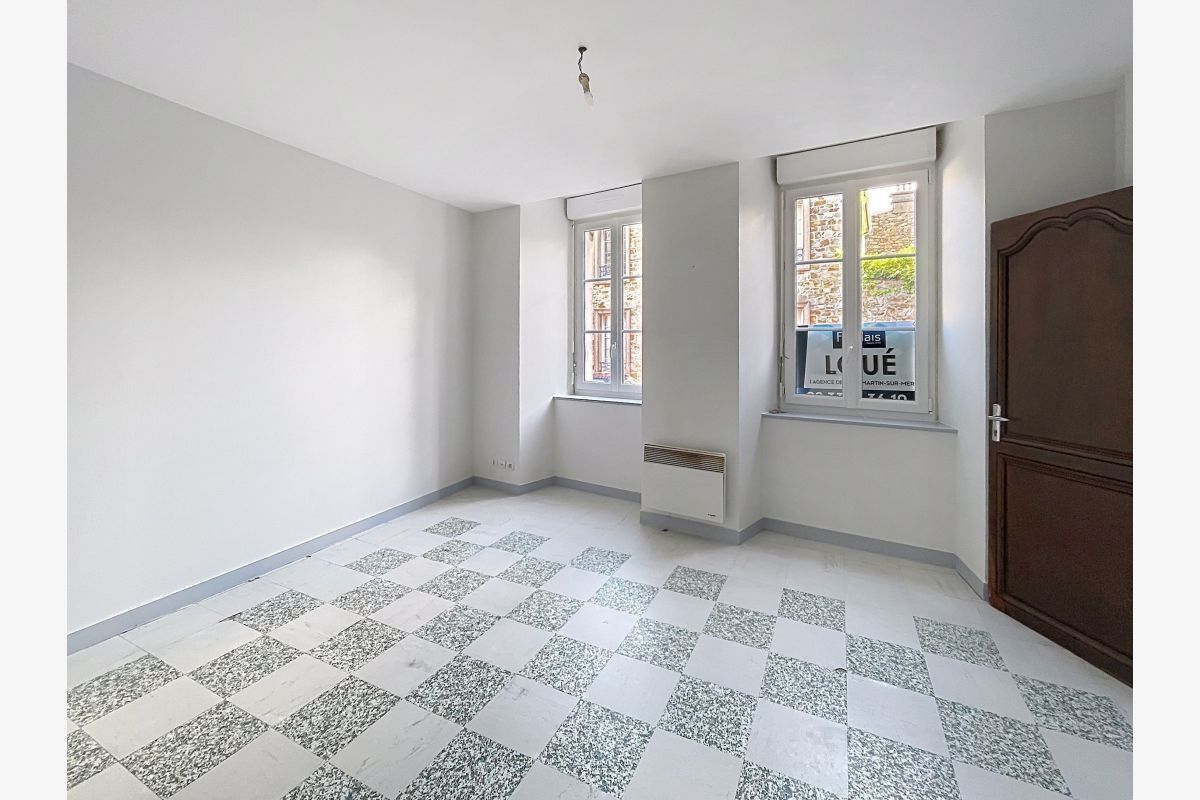 exclusivité, centre-ville, loue studio en rdc de 20.62 m2 co