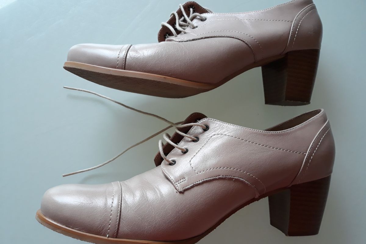 Chaussures P : 40 neuves