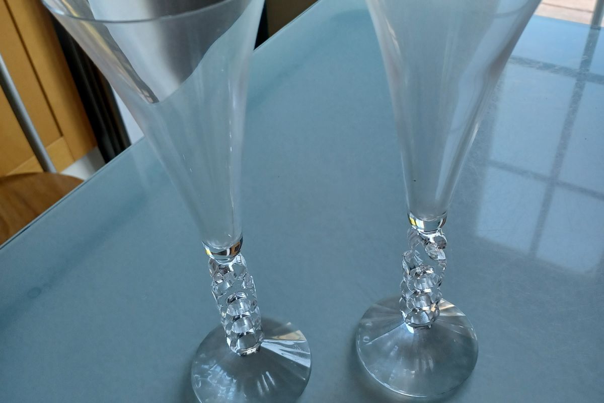Lot de 2 Flûtes à champagne Année 2000