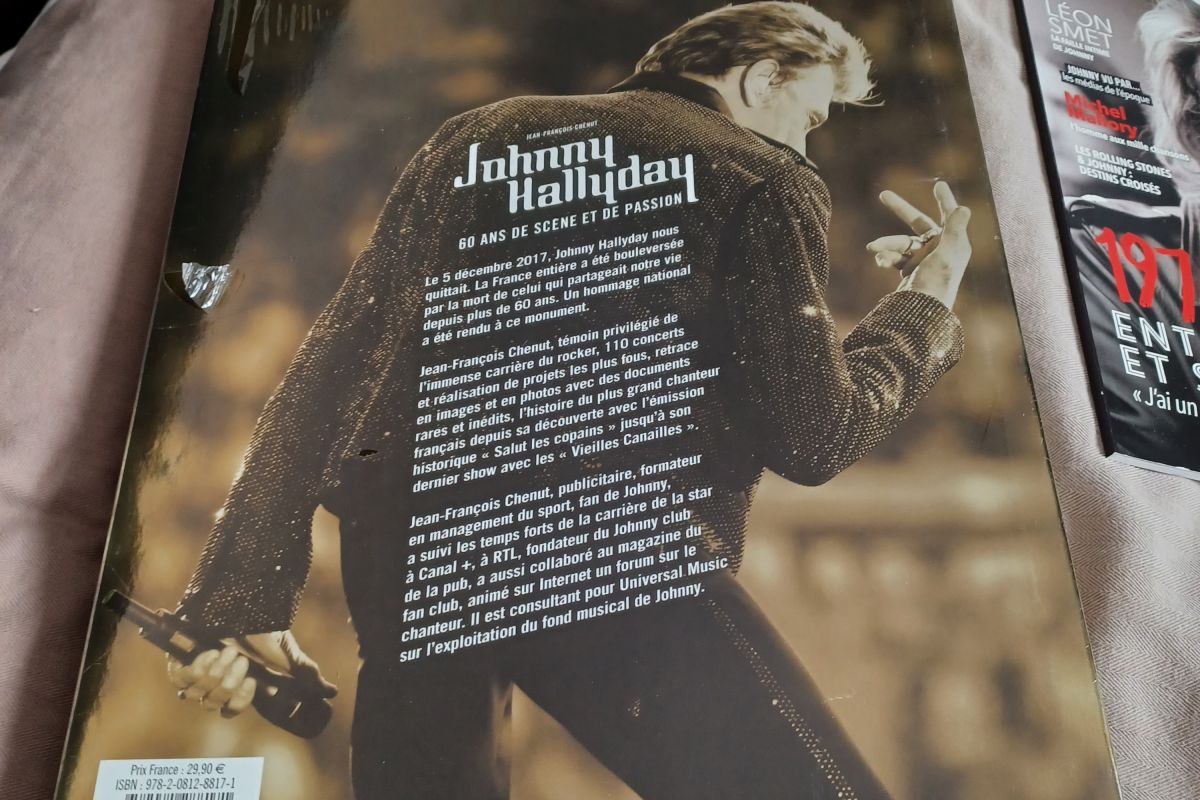 Photo 2 Livre Neuf : 60 ans de Johnny