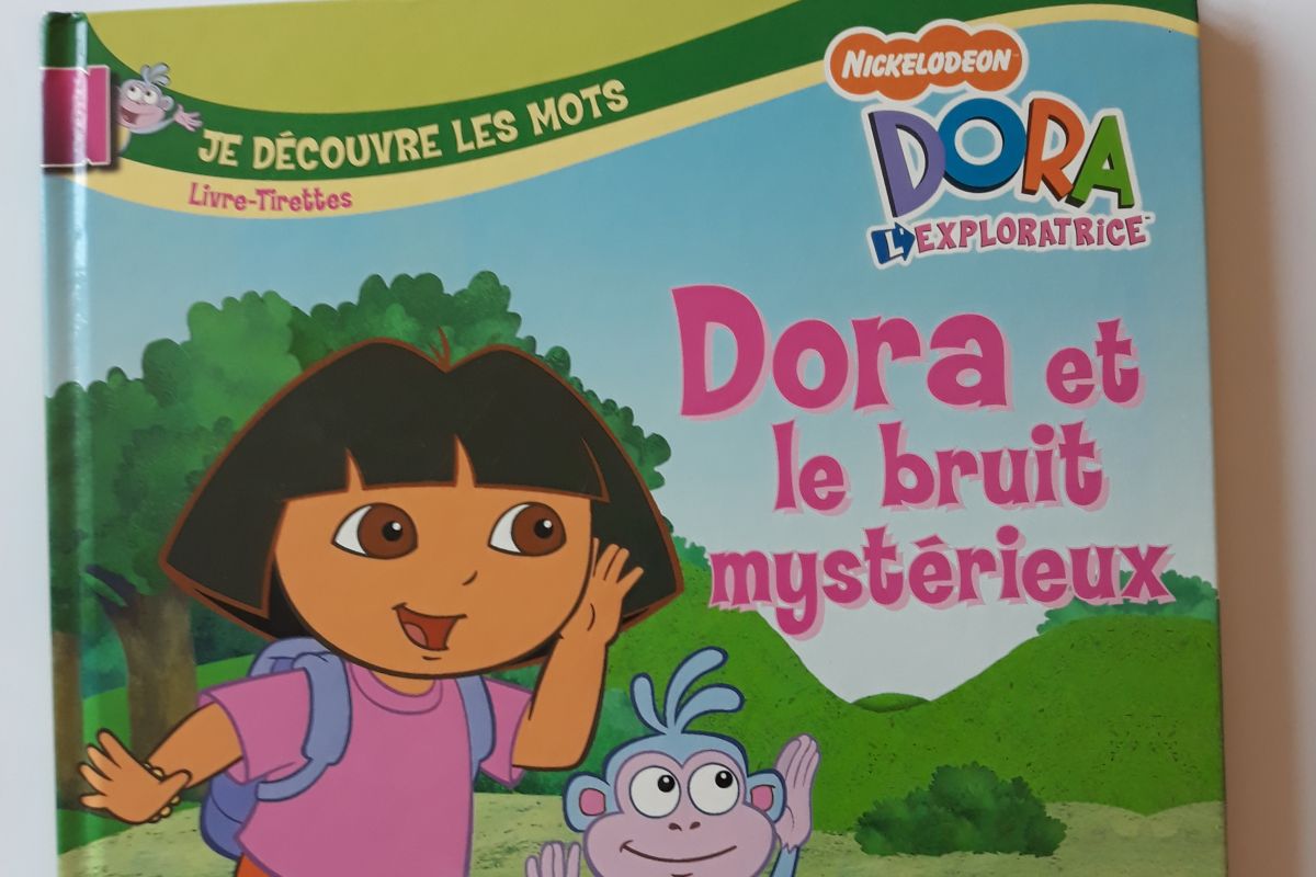 BD Neuve Dora et le bruit mystérieux 